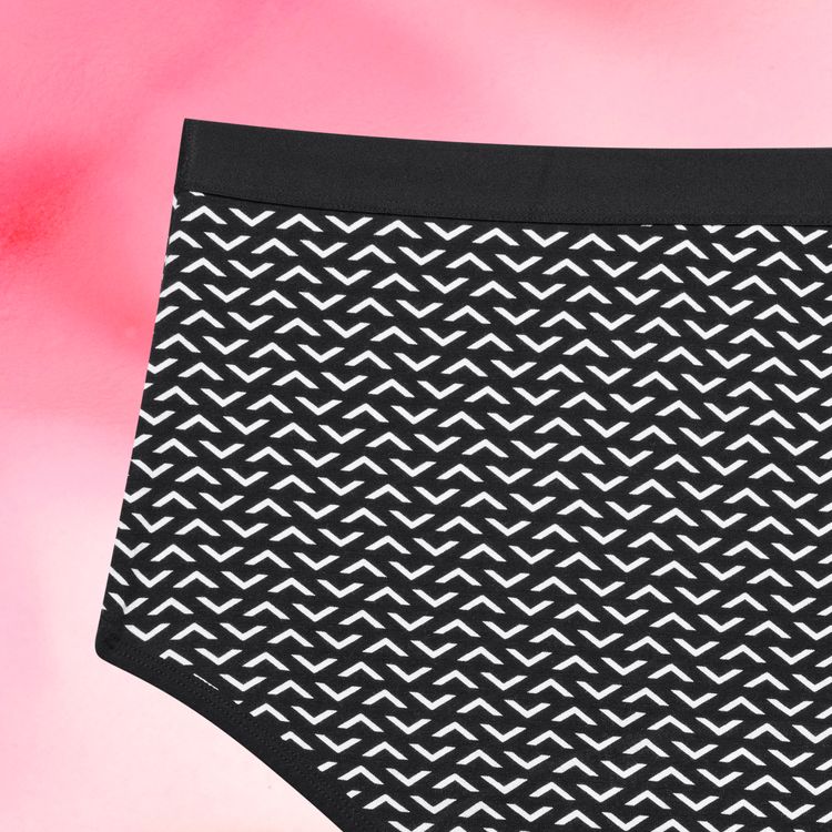 Teens Brief Design Moderate Black Detail Back Fluid 4